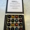 Handgemaakte bonbons van Dave's Chocolade, gemaakt met bean to bar chocolade